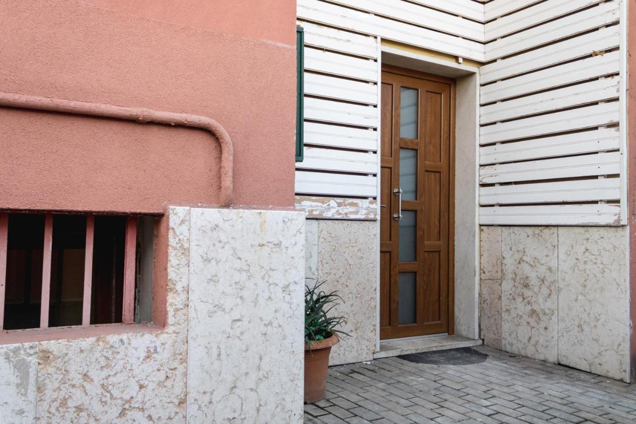 -exclusive Fiere- Free Parking And Wi-fi- Apartamento *
